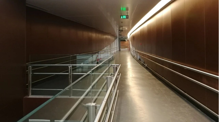 bibliothek-stuttgart-innen-alle-geschosse.png